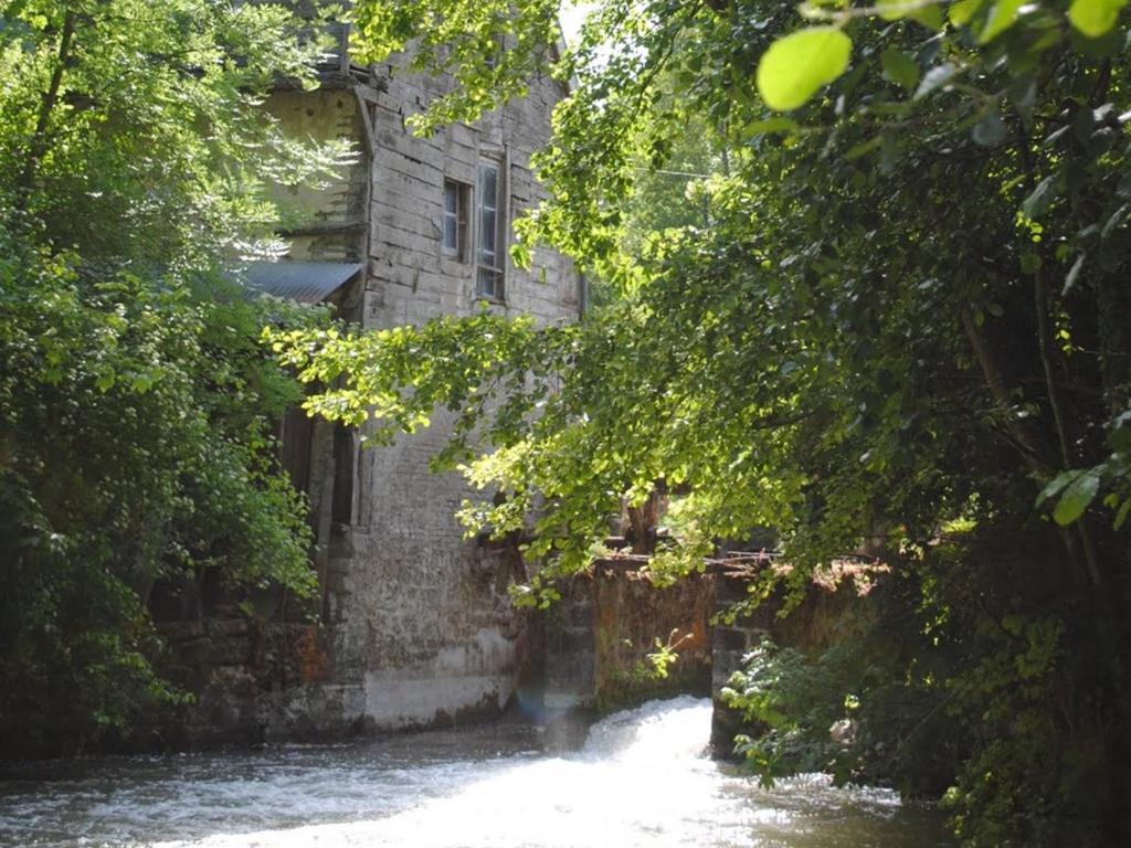 โอ เพร ดู มูแล็ง Bed & Breakfast Clamanges ภายนอก รูปภาพ