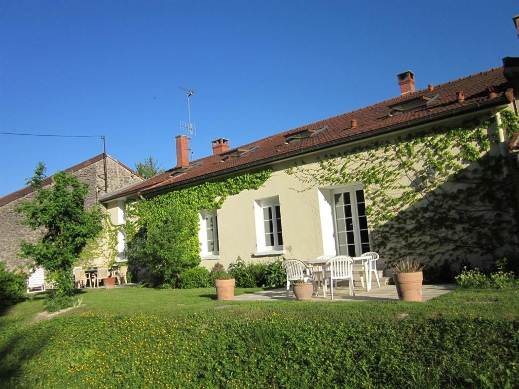 โอ เพร ดู มูแล็ง Bed & Breakfast Clamanges ภายนอก รูปภาพ