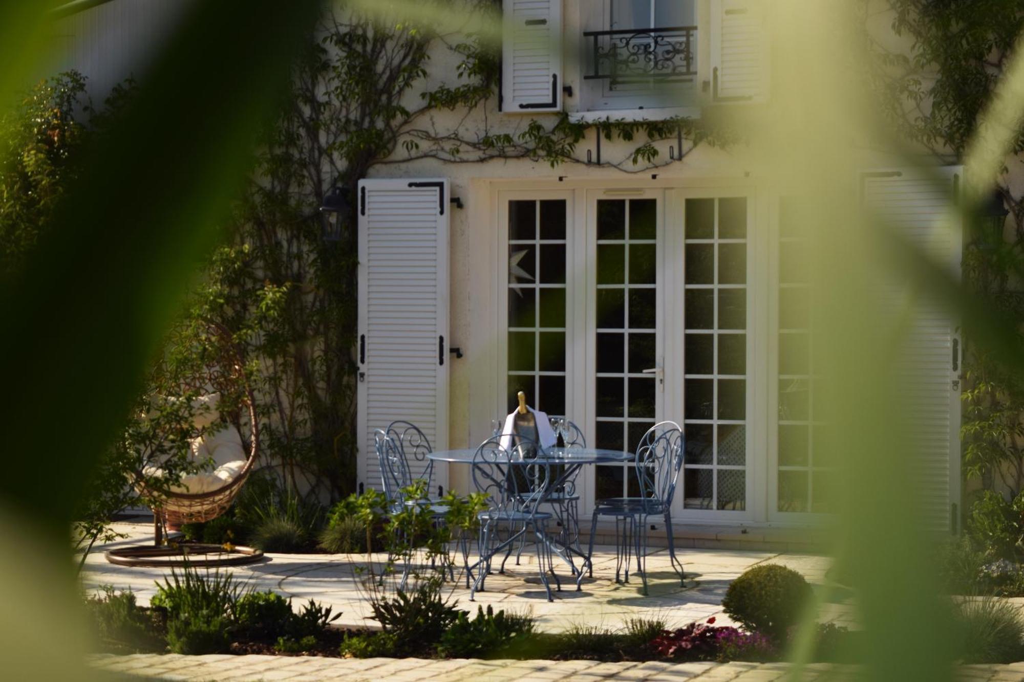 โอ เพร ดู มูแล็ง Bed & Breakfast Clamanges ภายนอก รูปภาพ